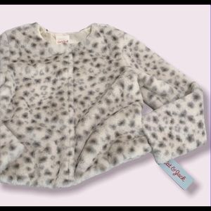 Fuzzy Soft Comfy Sweater 🤍